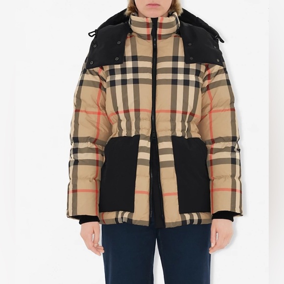 ⭐️BURBERRY LUXURY CHECK PRINT PUFFER PARKA JACKET Medium—Like New Condition! - Picture 1 of 11